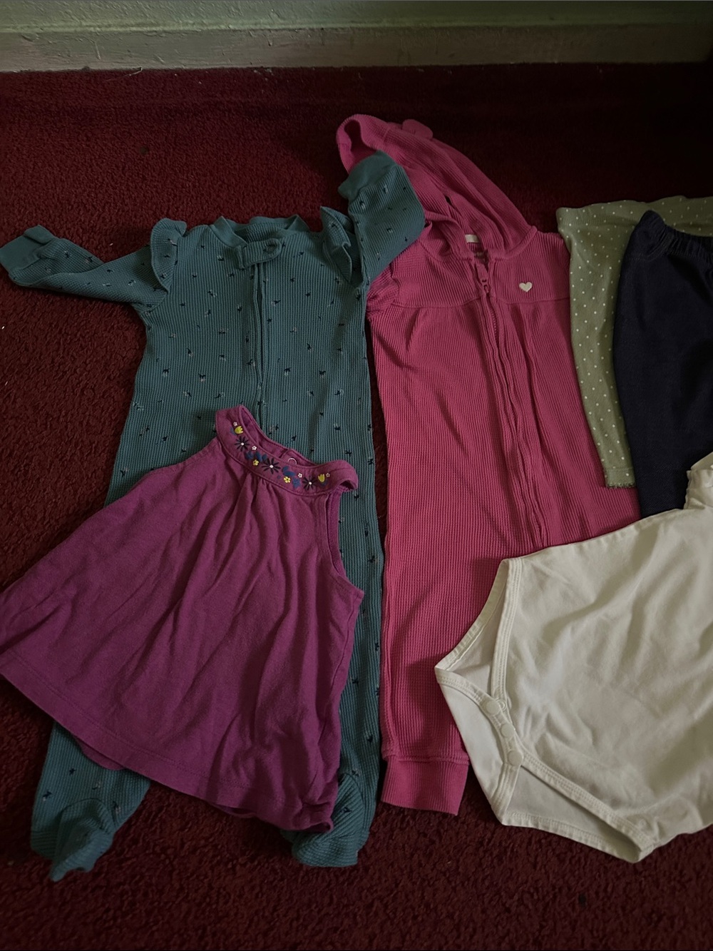 Cute baby clothes, 9 months